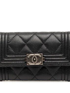Chanel CC Logo Quilted Card Case Black Caviar